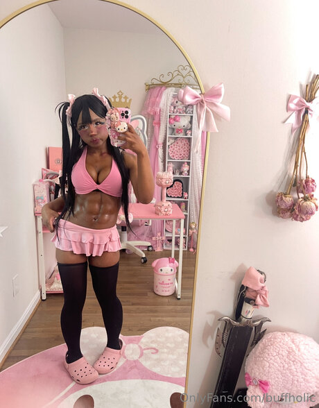 Buffholic modèle sexy des photos
