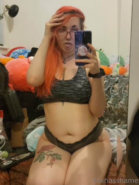 Foxhasshame star du porno chaude photos