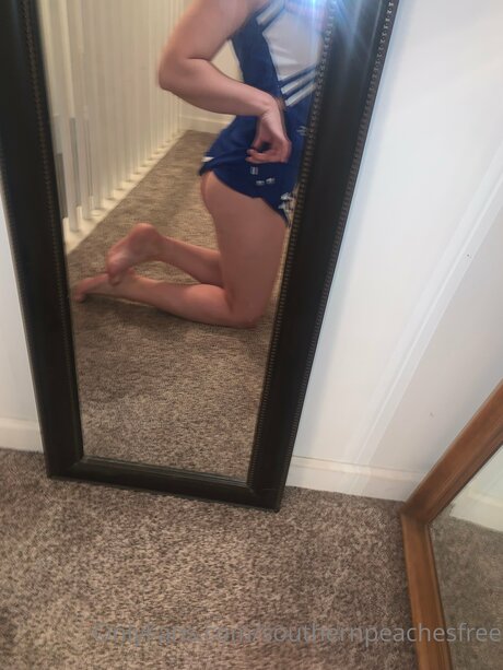 Southernpeachesfree modèle sympa photos