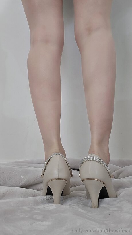 Thewifevo actrice érotique image