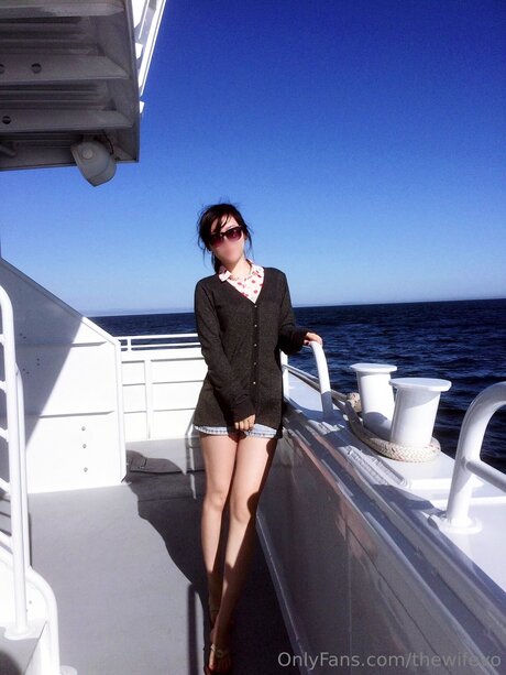 Thewifevo top star galeries