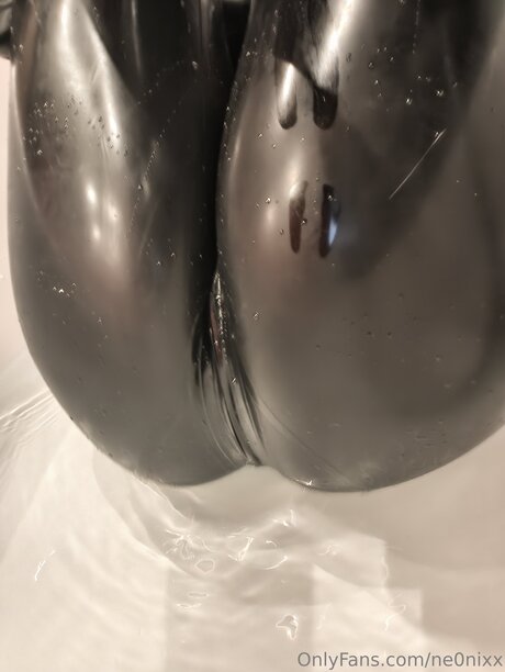 Ne0nixx art star du porno photo