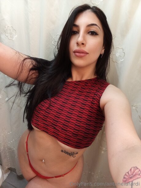 Antonelafardi xxx star du porno photo