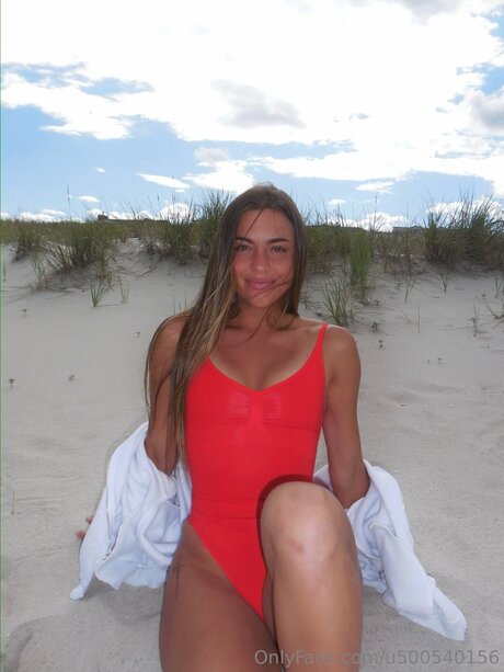 Lily Mirabella star du porno de haute qualité galerie