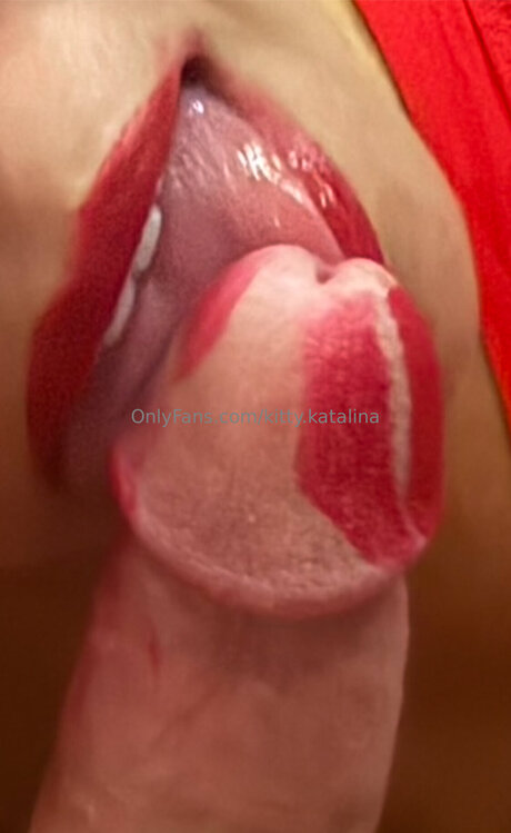 Kitty Katalina nus de stars du porno photos