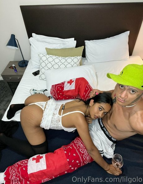 lesbiennes aux gros seins onlyfans pornographique en haute définition photos