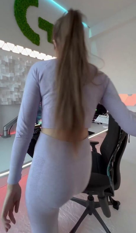 Danucd actrice adulte archive