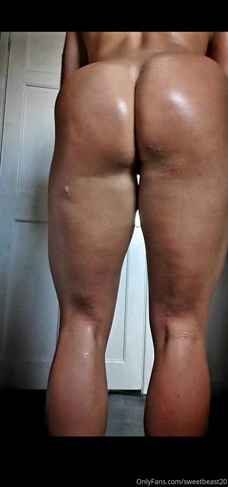 sweetbeast20 étoile chaude img