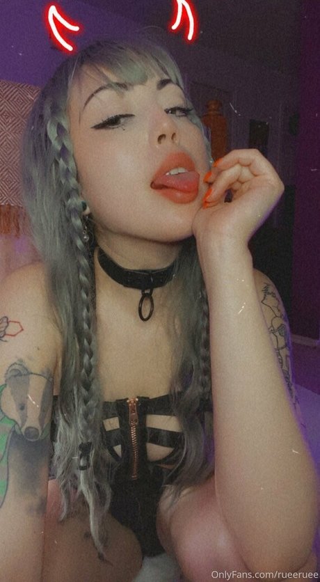 rueeruee star du porno parfaite galerie
