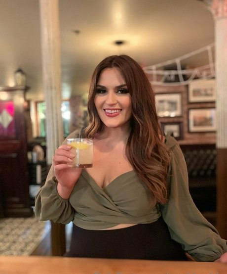 puckbuddy star exclusive images