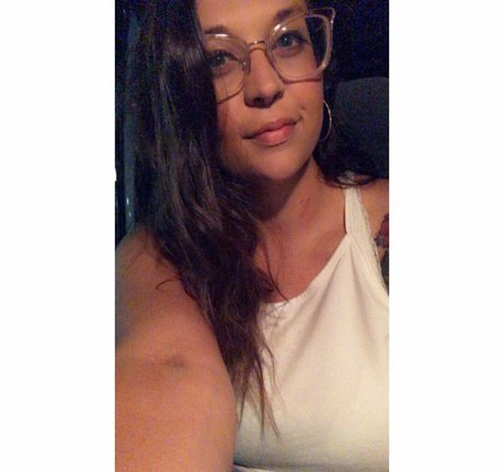 tallnerdywoman art étoile img