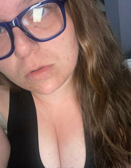 rukiabrat modèle érotique galerie