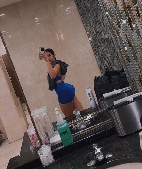 cosplay milf uniquementfans érotique xxx images