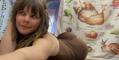 ancrage de onlyfans assez nue img