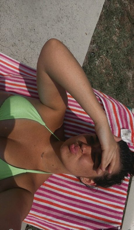 bikini ado onlyfans nu parfait collection