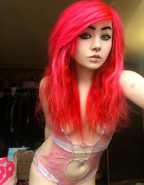 MollyRot joli modèle archive