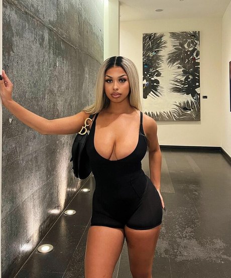 Amira Khalil étoile img