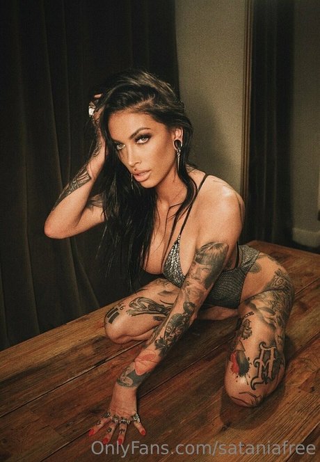 sataniafree étoile de haute qualité archive