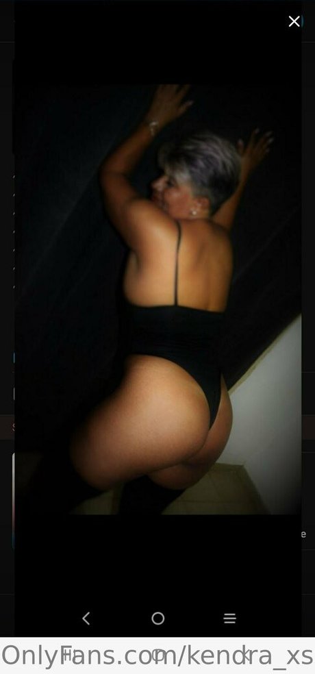 kendra xs modèle pornographique archive