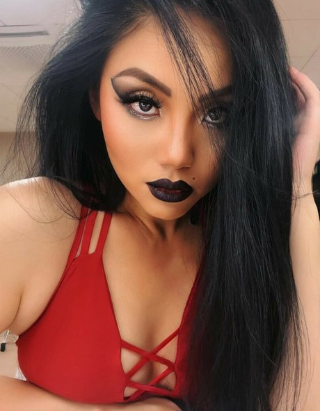 Tina Guo top star image