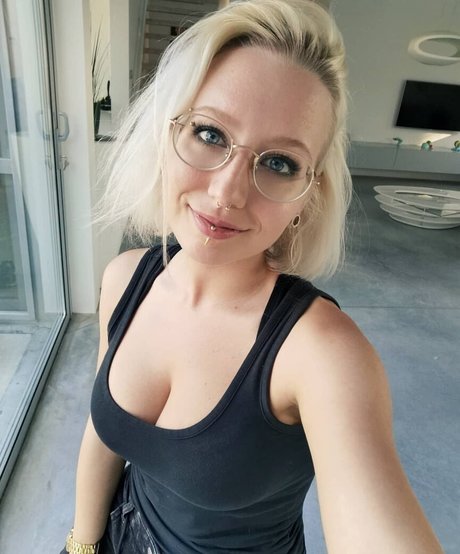 nu gratuit onlyfans nus chauds photos