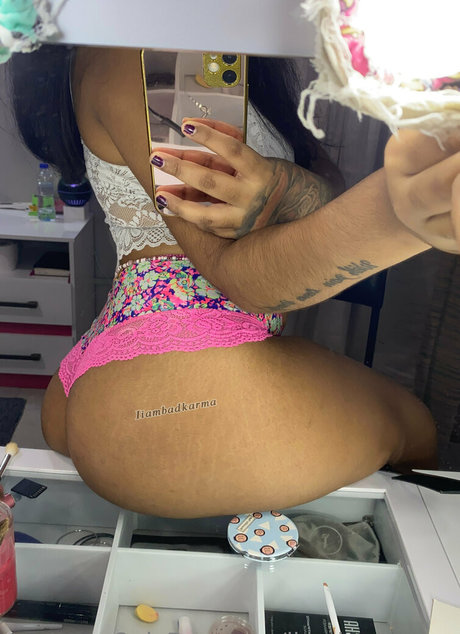 iiambadkarma art modèle photos