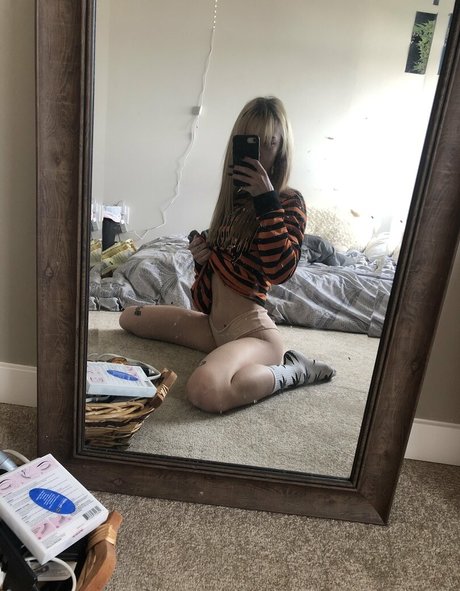 ninecloudz étoile érotique images