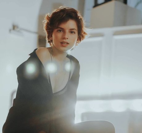 Karina Martins modèle pornographique des photos