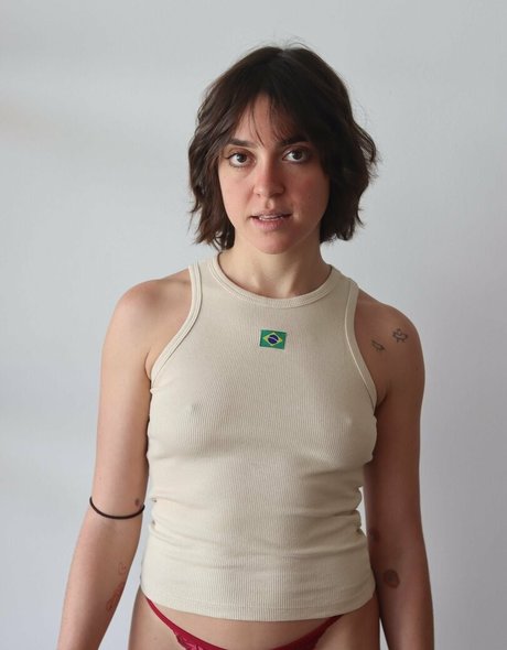 plage seins nus onlyfans xxx sympa collection