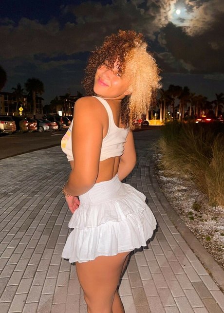 visage onlyfans nus gratuits image