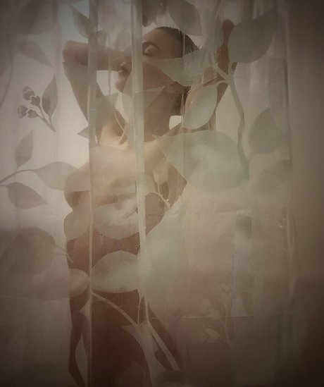 c antoinettemarie haut de star du porno img