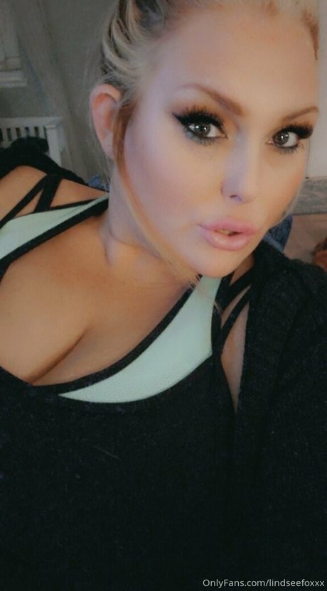 lindseefoxxx actrice érotique photos