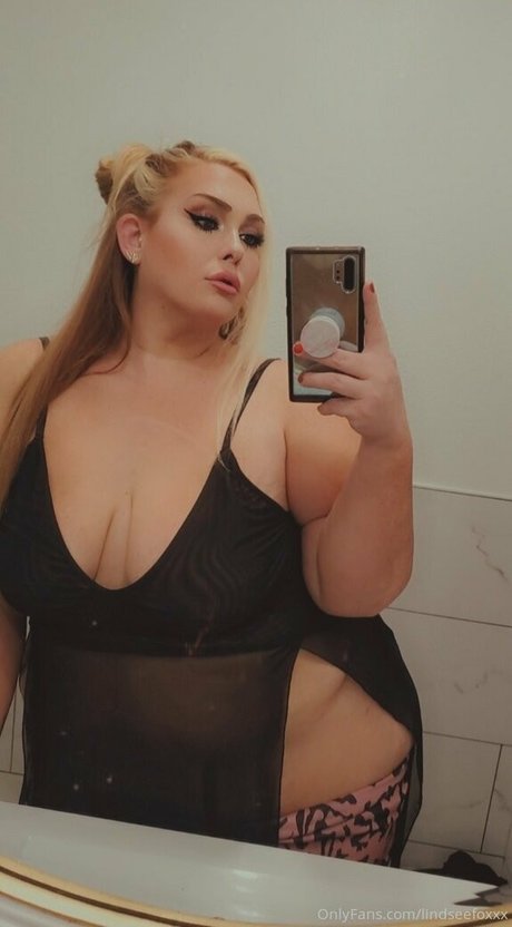 lindseefoxxx actrice artistique galeries