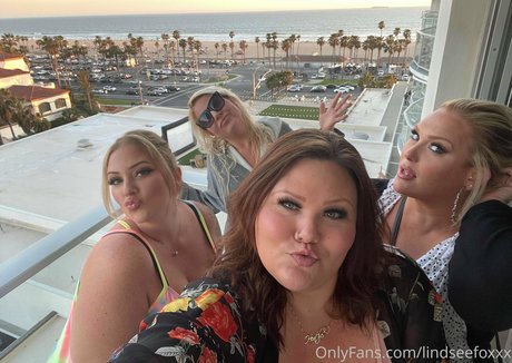 lindseefoxxx modèle artistique images