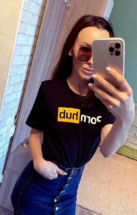 adelmorelproduction star du porno parfaite collection