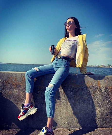 adelmorelproduction star du porno en haute qualité galeries