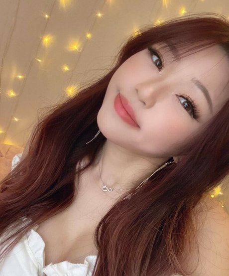 Canahry actrice de nus archive