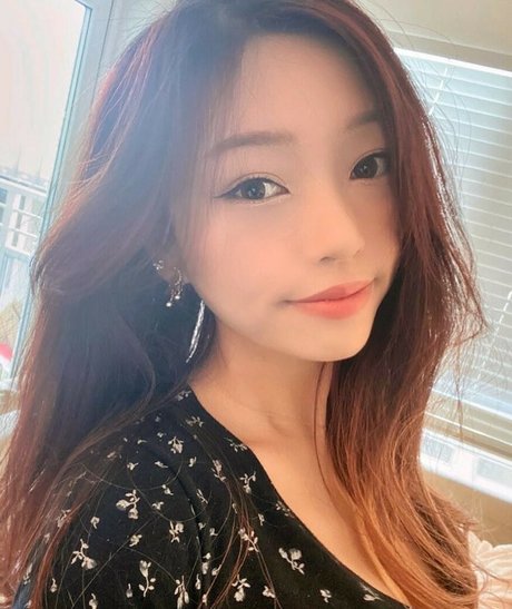 Canahry star du porno érotique img