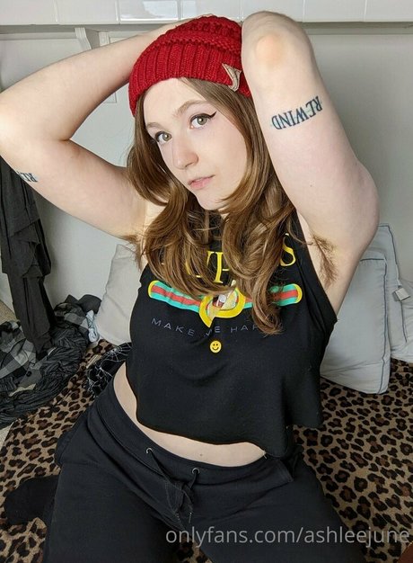 ashleejune haut étoile img