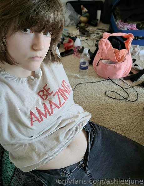 ashleejune star du porno parfaite galerie