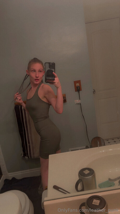 Leather Punk modèle de haute qualité img