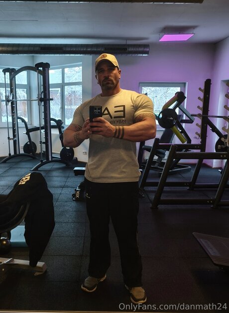 Danmath24 joli modèle photos