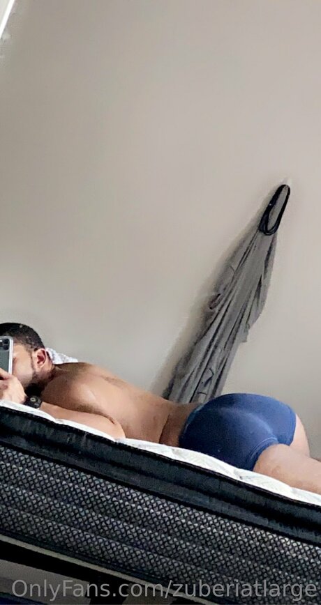 Zuberixxx modèle sympa galeries