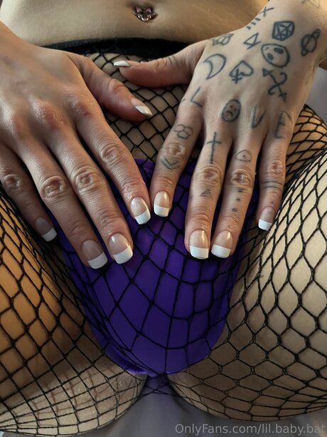 Lil Baby Bat star du porno gratuite photos