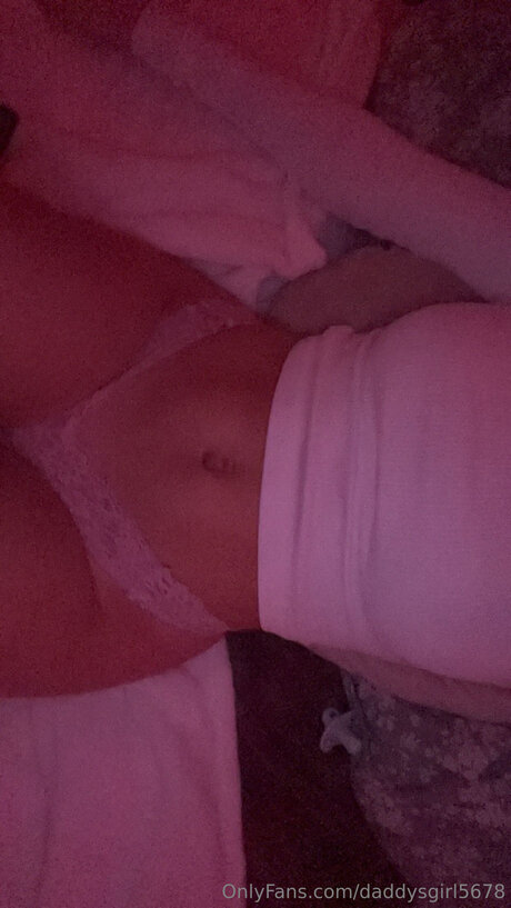 Daddysgirl5678 xxx étoile des photos