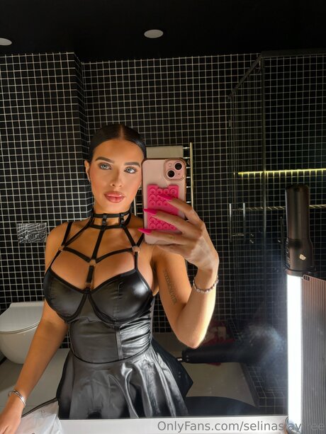 Selinaslayfree Fotoaufnahmen