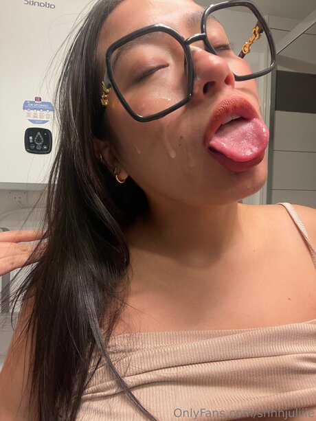 cuisses épaisses onlyfans nus de haute qualité image