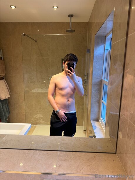 Dominantboyyy modèle hd galeries