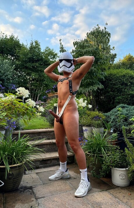 Dominantboyyy actrice de sexe photo