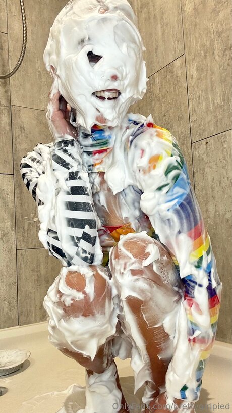 Naughtsoshhy beau modèle galerie